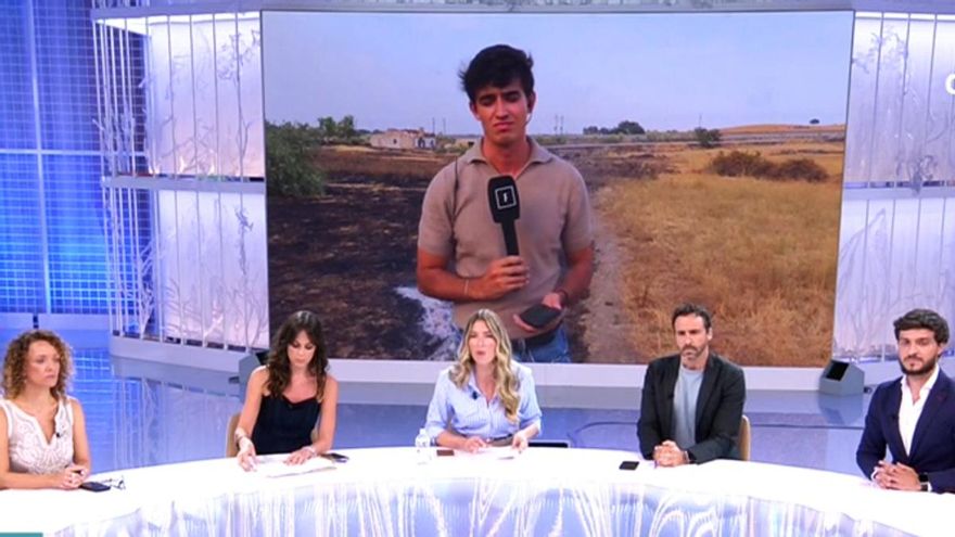 Un reportero de 'Fiesta' huye de un hombre exaltado en pleno directo: "No podéis estar aquí, sois un peligro"