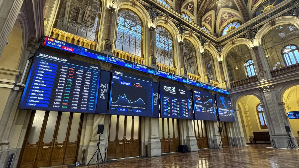 El Ibex 35 cae casi un 6% en la apertura con el petróleo disparado a más de 122 dólares