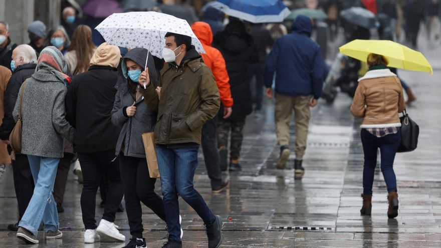 La Xunta de Galicia amplía por sorpresa a los espacios privados la limitación de reuniones
