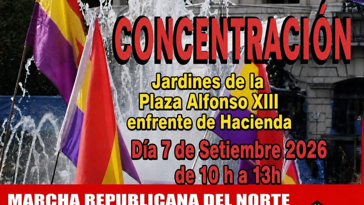Concentración por la presencia del Rey y contra el "mamotreto" de Faro Santander