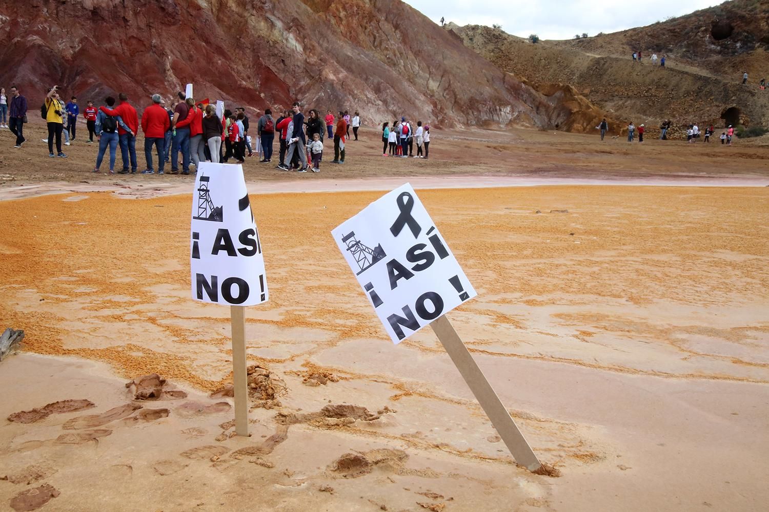 Manifestación de la  Plataforma para la defensa y puesta en valor minas de Mazarrón / Javier Lorente