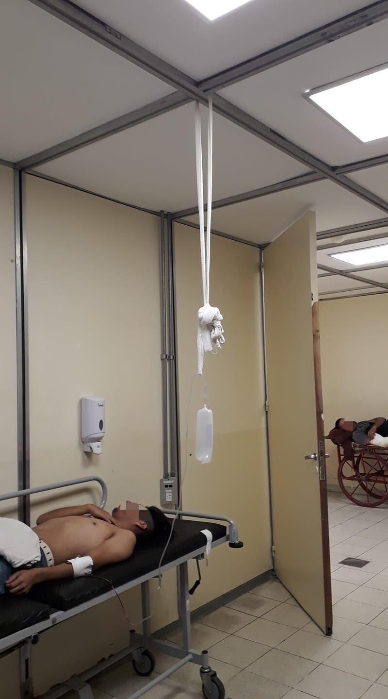 Los trabajadores del Durand denuncian que muchos pacientes tienen que ser atendidos en los pasillos.