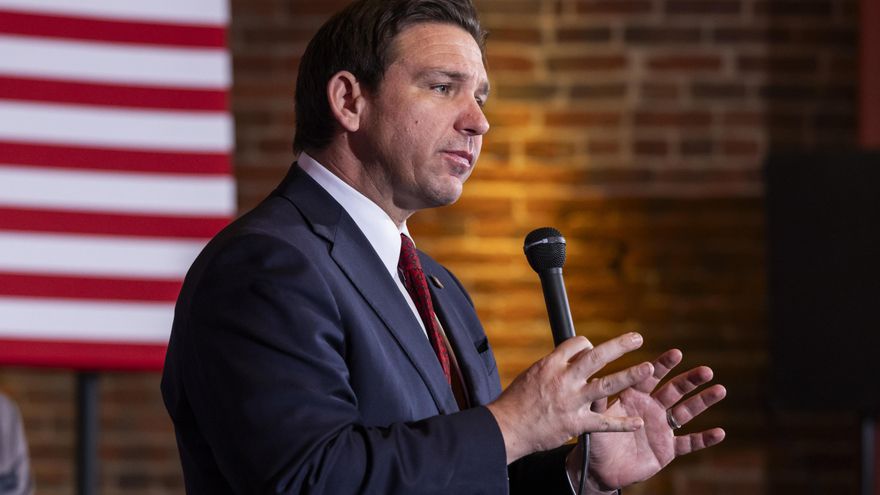 Ron DeSantis se retira de la lucha en las primarias republicanas y da su respaldo a Donald Trump