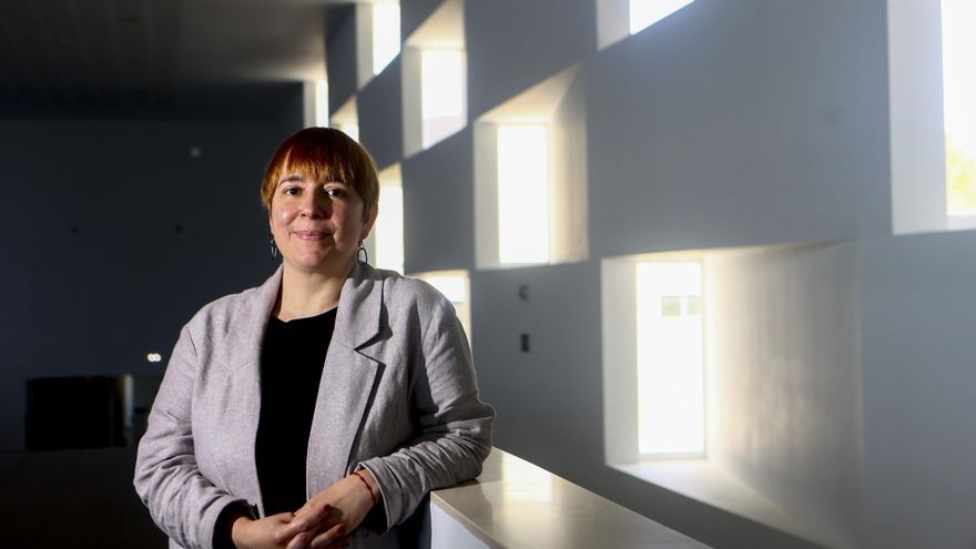 Semíramis González, directora de LABoral Centro de Arte de Gijón: "El arte siempre es político y no puede estar alejado de un genocidio"