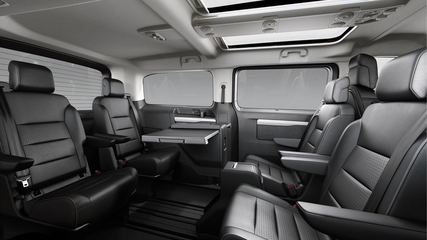 Espacio interior del Citroën ë-SpaceTourer.