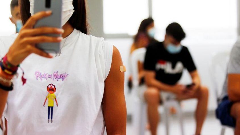 El 79,2% de los jóvenes de 12 a 19 años tiene la primera dosis de la vacuna