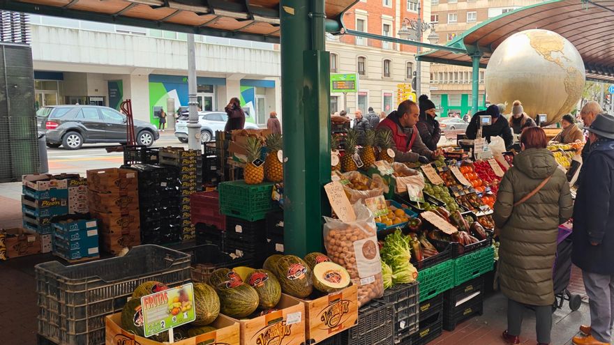 El Ayuntamiento de Valladolid no cumple su objetivo con el mercado de la Marquesina: cinco puestos quedan vacíos