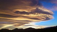 El ozono troposférico se produce por la acción de la radiación solar sobre otros gases.