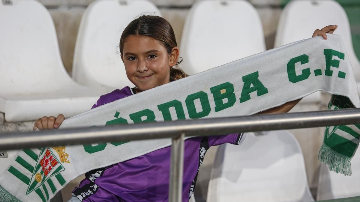 Grada Blanquiverde del Córdoba CF - CD Tenerife