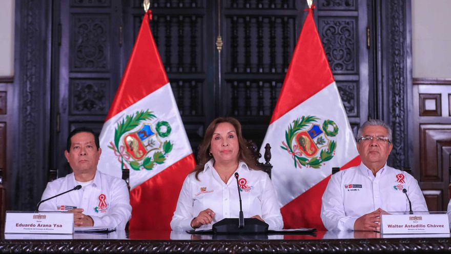 Boluarte afirma que 1.500 personas subarrendaban espacios para minería ilegal en Perú