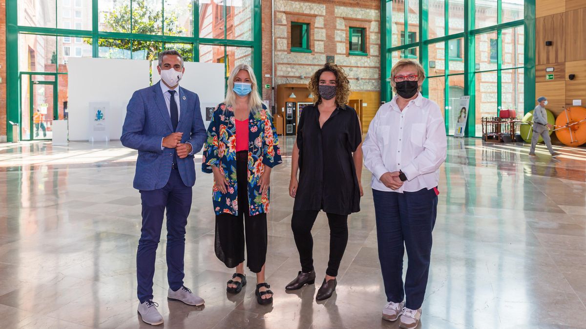 El vicepresidente y consejero de Universidades, Igualdad, Cultura y Deporte, Pablo Zuloaga, presenta, en rueda de prensa, el ciclo de conciertos ‘Música en el patio