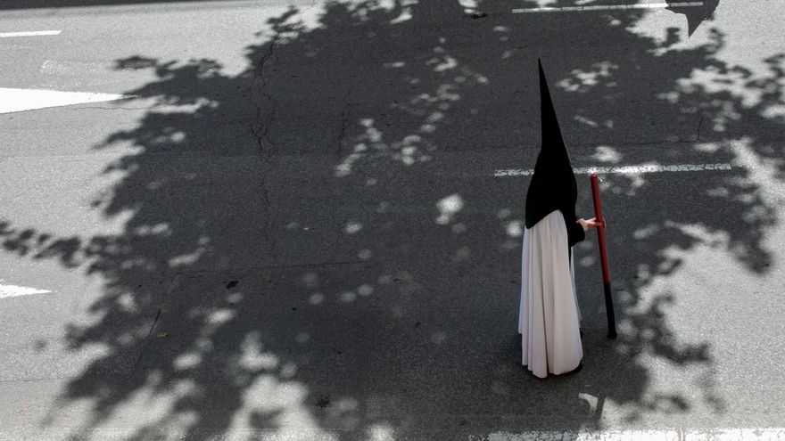 Sin lluvias y con calor para la primera mitad de Semana Santa en Andalucía