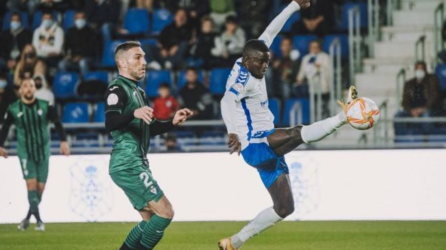 El CD Tenerife pone fin a su vinculación con Manu Apeh