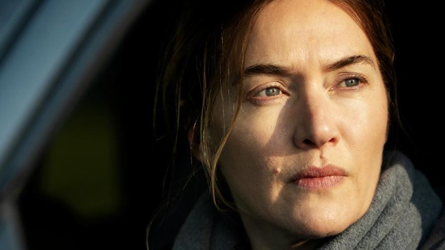 Kate Winslet se negó a que le borraran tripa en una escena de sexo y arrugas de los carteles de 'Mare of Easttown'
