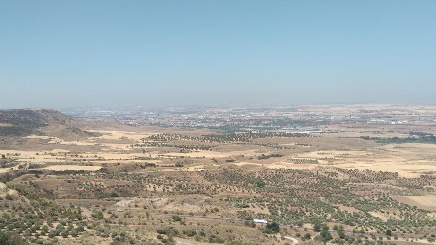 Vistas a Alcalá de Henares desde el pueblo.