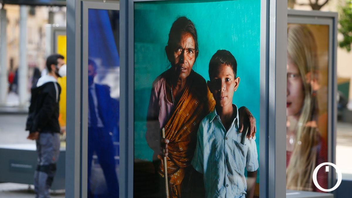 Exposición de Cristina García Rodero en el Bulevar de Gran Capitán