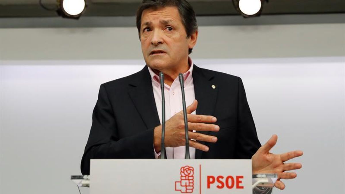 Fernández cree que habrá más de un candidato para liderar el PSOE