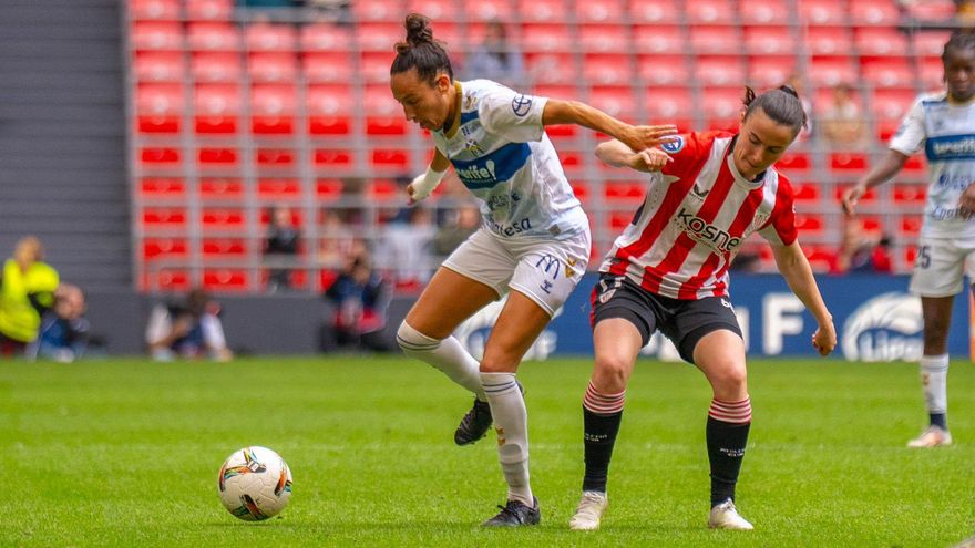 El Costa Adeje Tenerife sale de vacío de San Mamés