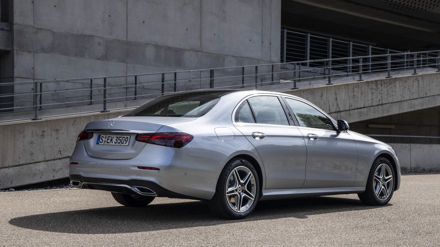 El nuevo Mercedes Clase E mantiene cuatro tipos de carrocería, berlina, Estate (familiar), cupé y cabrio.