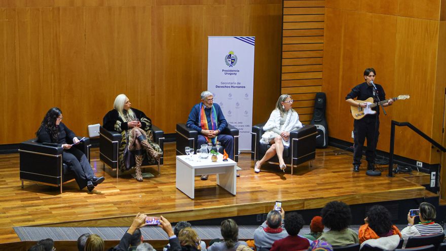 Uruguay premia a tres activistas LGTBI que "arriesgaron sus cuerpos" para "abrir caminos"