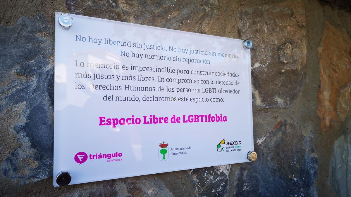 Espacio libre de LGTBIfobia en Almendralejo