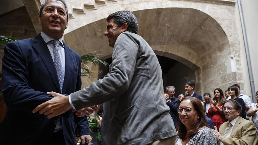 El conseller de Cultura, de Vox, anuncia que subvencionará los 'bous al carrer'