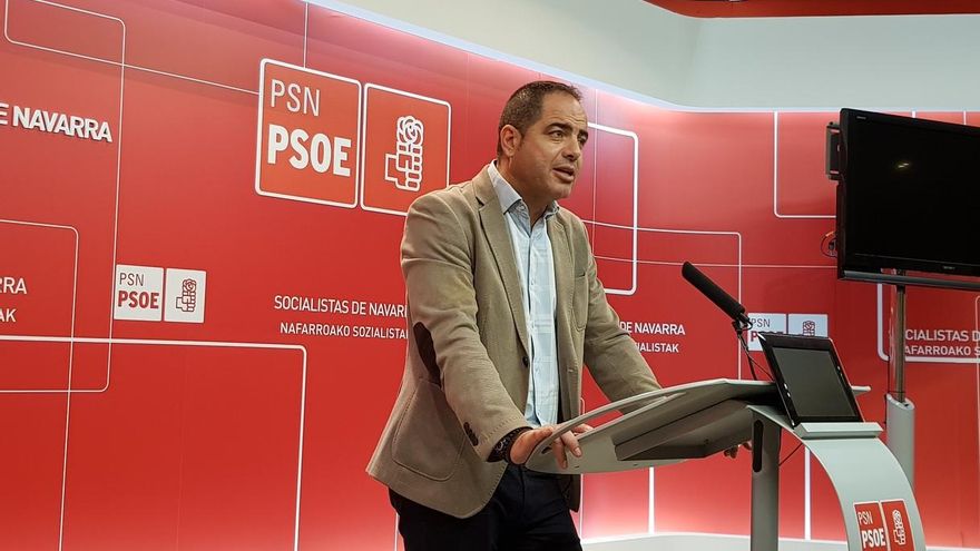 Alzórriz dice que la sentencia sobre el decreto del euskera "corrobora la postura del PSN, que lo veía discriminatorio"