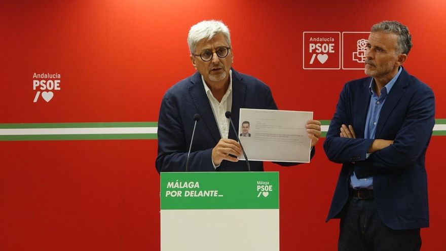 El secretario general del PSOE de Málaga, Josele Aguilar, en rueda de prensa.