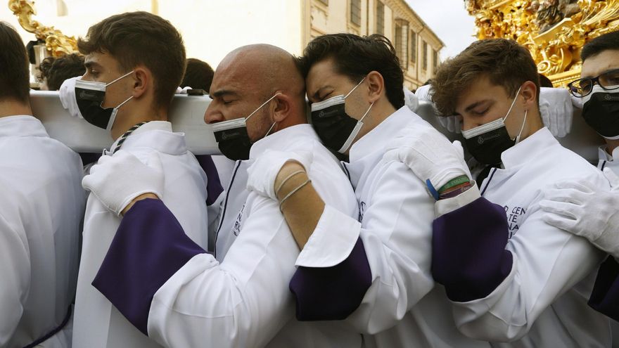 Andalucía no impondrá restricciones en Semana Santa más allá de recomendar la mascarilla en aglomeraciones