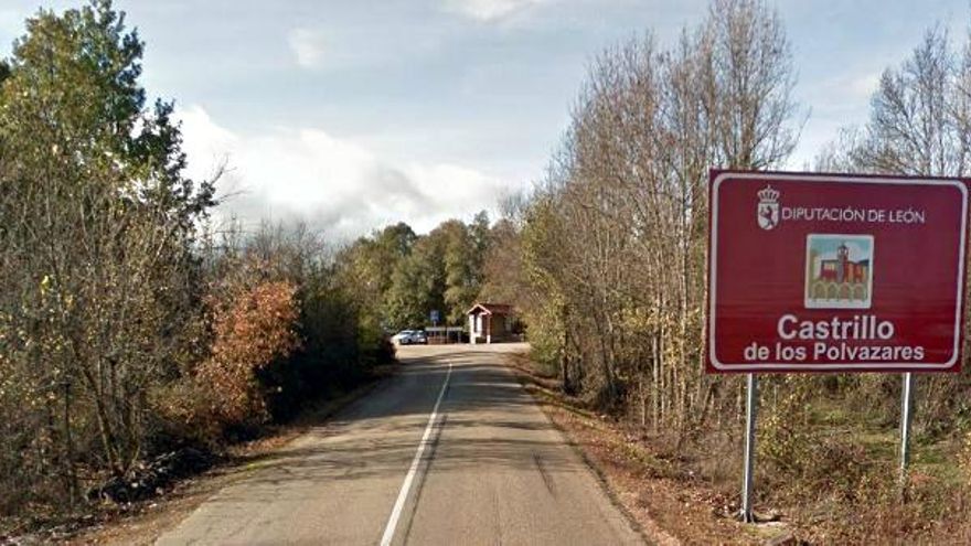 Astorga Redacción / Imagen de la carretera a su paso por Castrillo de los Polvazares