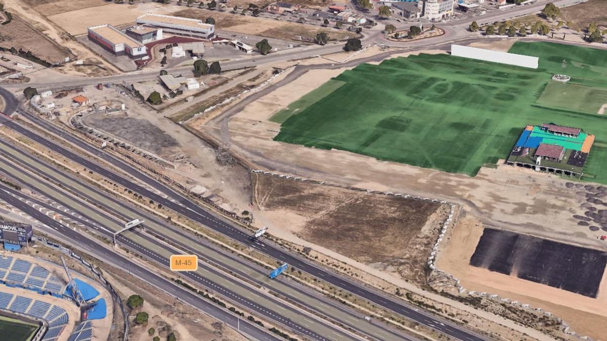 Coches patrulla embestidos, el 'método de la siembra' y una persecución policial que acaba con cinco detenidos en Madrid