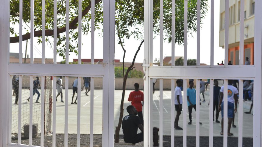 El Gobierno aprueba el reparto por ley de menores migrantes tras el acuerdo con Junts