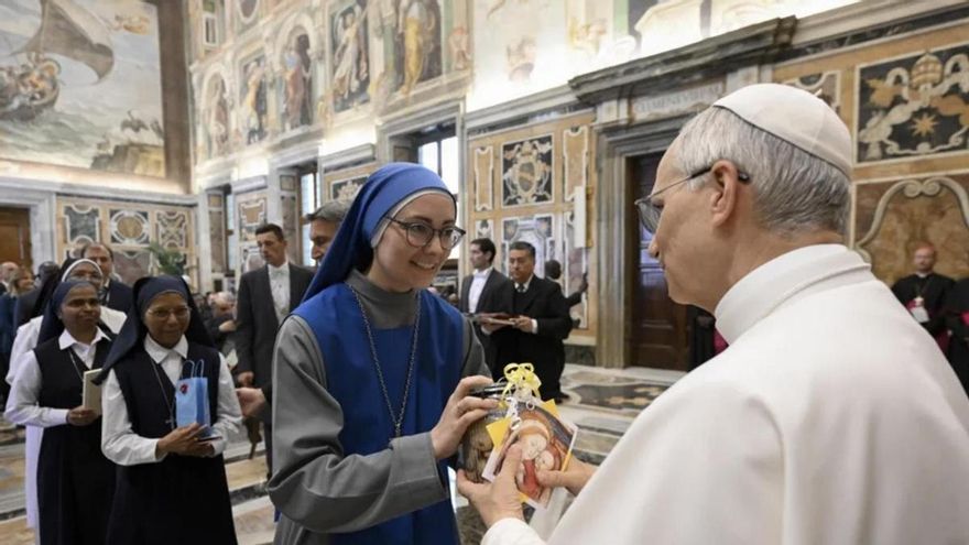 Las mujeres exigen al papa León XIV que "abra definitivamente la puerta" a la igualdad en la Iglesia católica