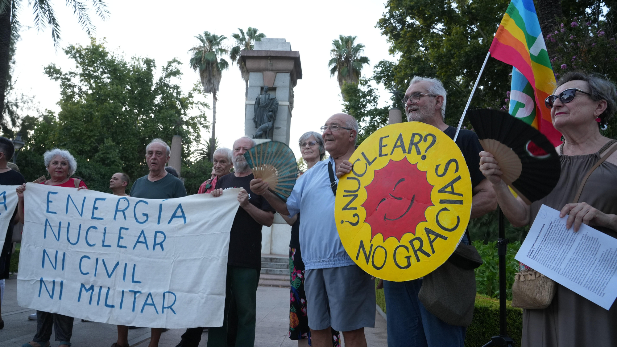 La Asamblea Antinuclear de Córdoba convoca una concentración para denunciar los riesgos de las armas atómicas y la energía nuclear en el aniversario del bombardeo atómico de Hiroshima y Nagasaki