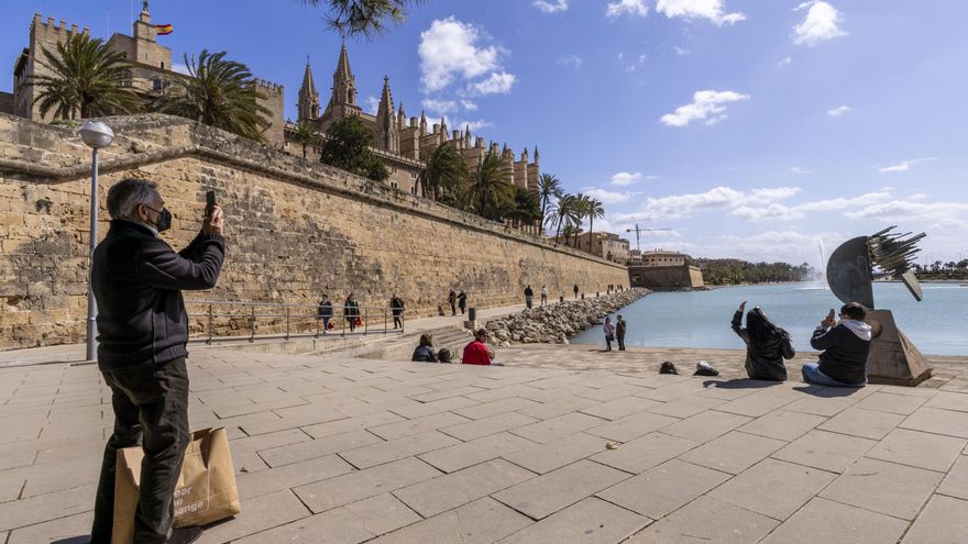 El turismo consume uno de cada cuatro litros de agua en Illes Balears