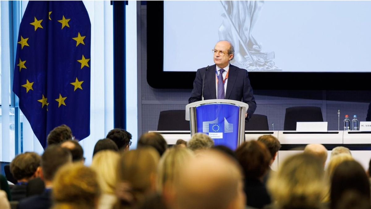 El hasta ahora director general de Servicios Jurídicos de la Comisión Europea, Daniel Calleja y Crespo.