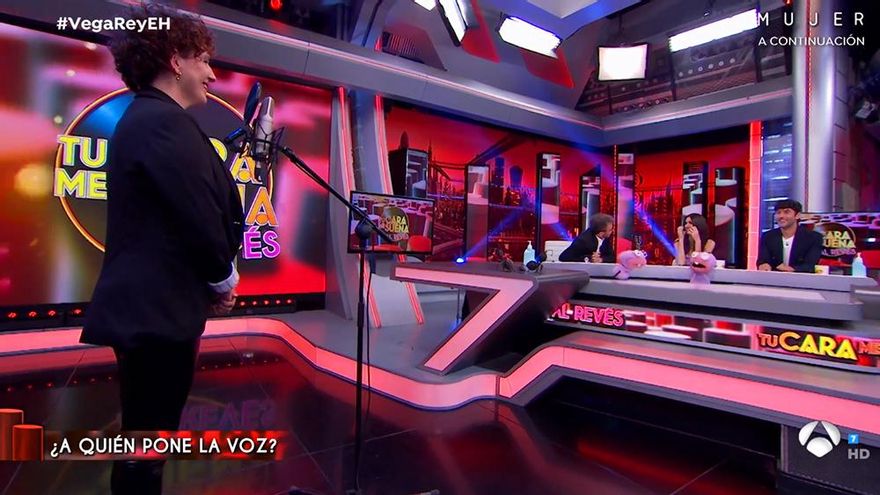 'El Hormiguero' volvió a poner cara a la voz de Siri, que contó su mala experiencia con Apple