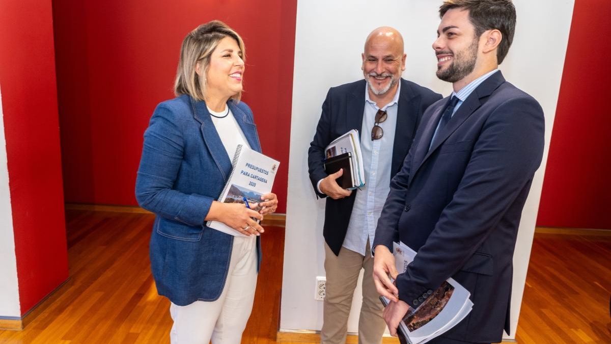 La alcaldesa de Cartagena echa a Vox del gobierno para frenar la moción de censura y lo logra: Salinas y Sánchez del Álamo anuncian que no la votarán