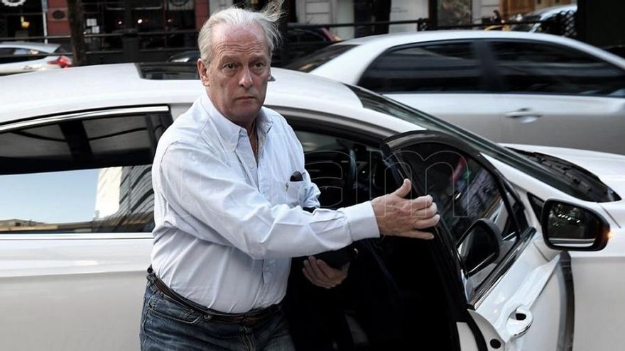 Andrés Rodríguez cruzó a Pablo Moyano por sus críticas a Kelly Olmos: "Con Menem fueron todos menemistas"