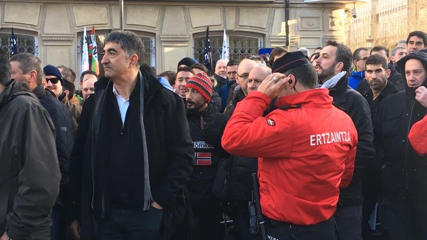 La Ertzaintza vota con el futuro del último sindicato de clase en el aire