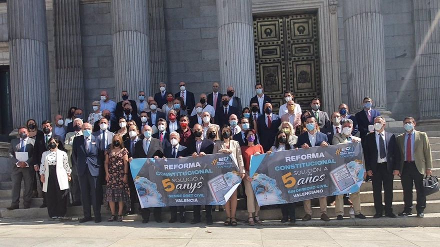 El Derecho Civil valenciano se queda fuera de la reforma puntual de la Constitución pactada por PP y PSOE