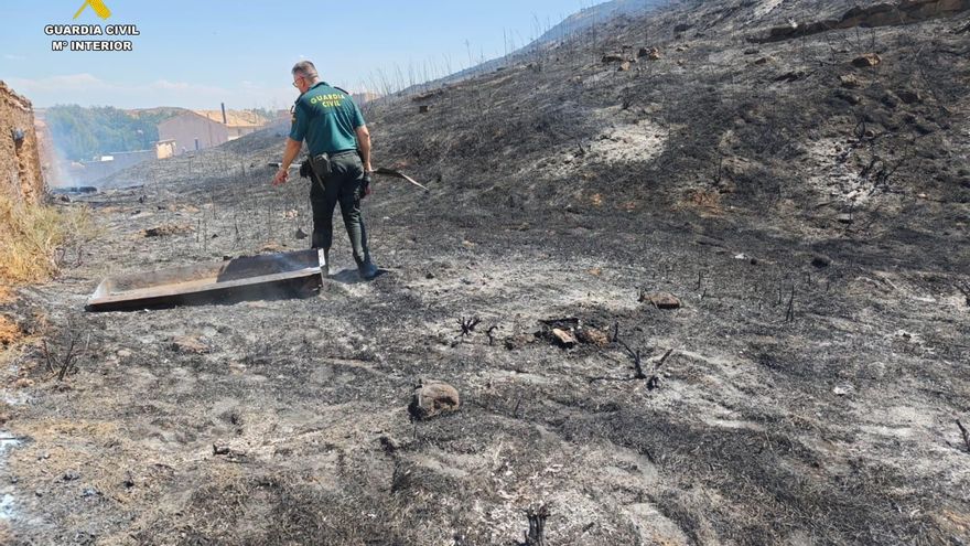 La Guardia Civil detiene a un hombre que causó un incendio en Soria al utilizar una radial
