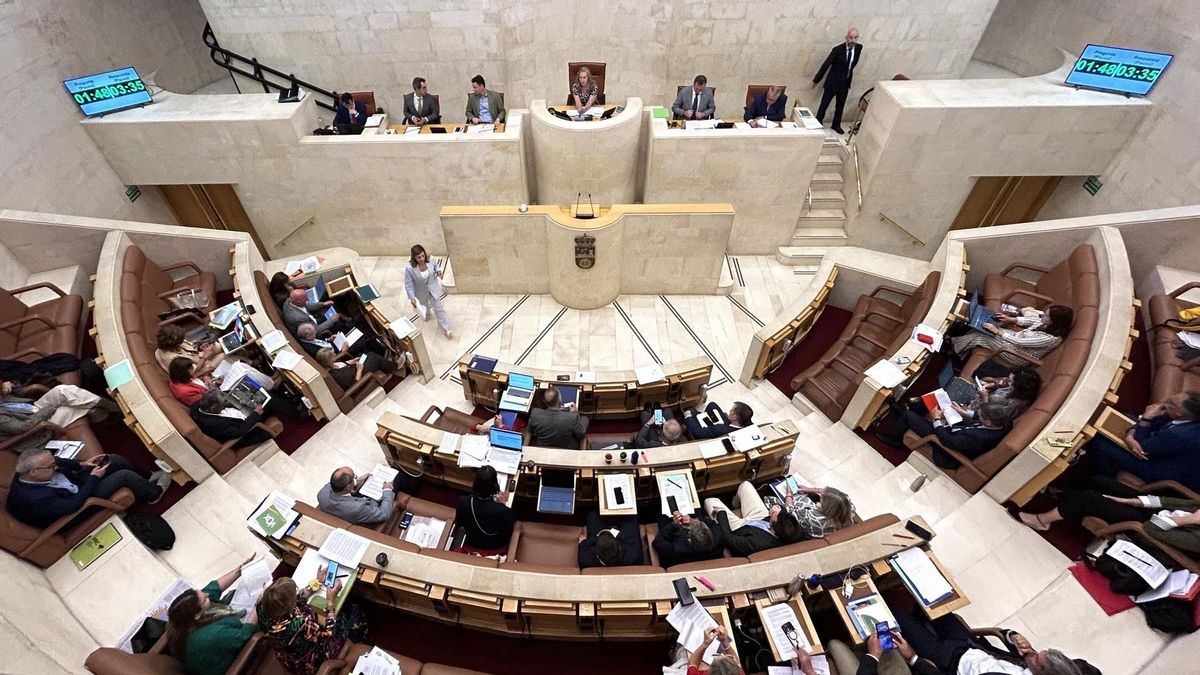 El Parlamento debatirá este lunes sobre el proyecto 'Bosques de Santander', pensiones e inmigración