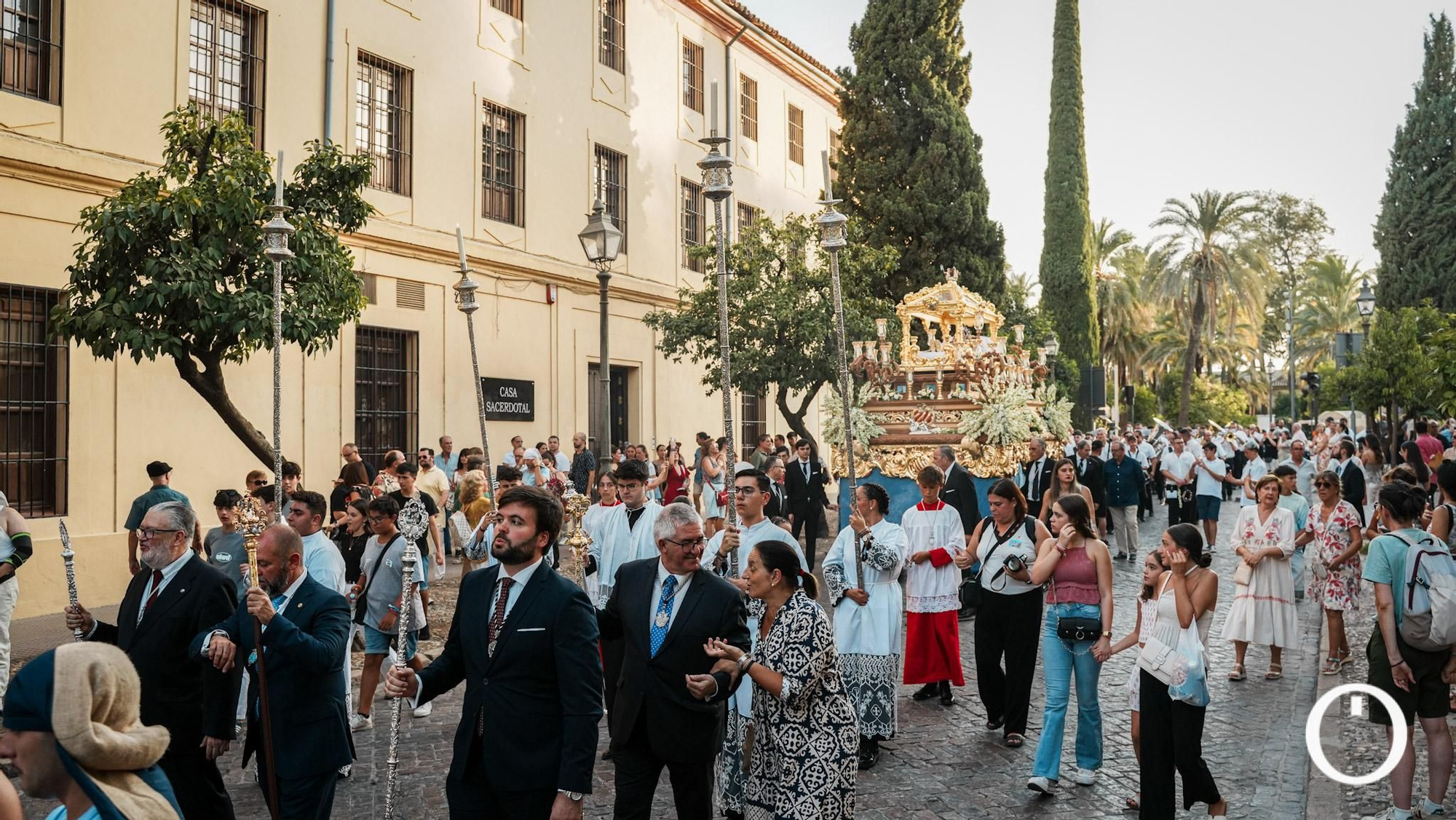 Procesión Virgen del Tránsito