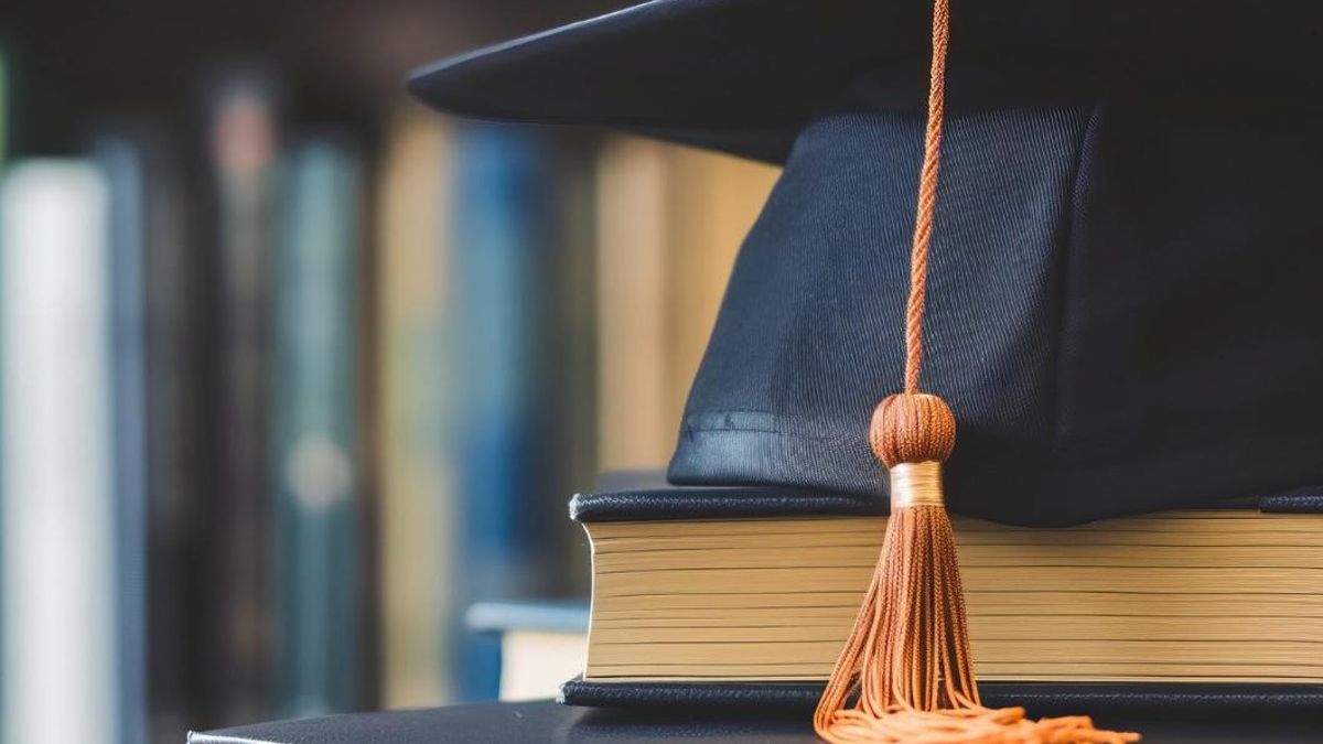 El Gobierno de Canarias amplía el plazo de solicitud de becas universitarias.