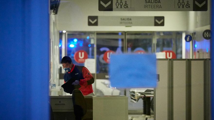 Un total de 93 facultativos y 75 profesionales de enfermería del SNS están contagiados por Covid-19