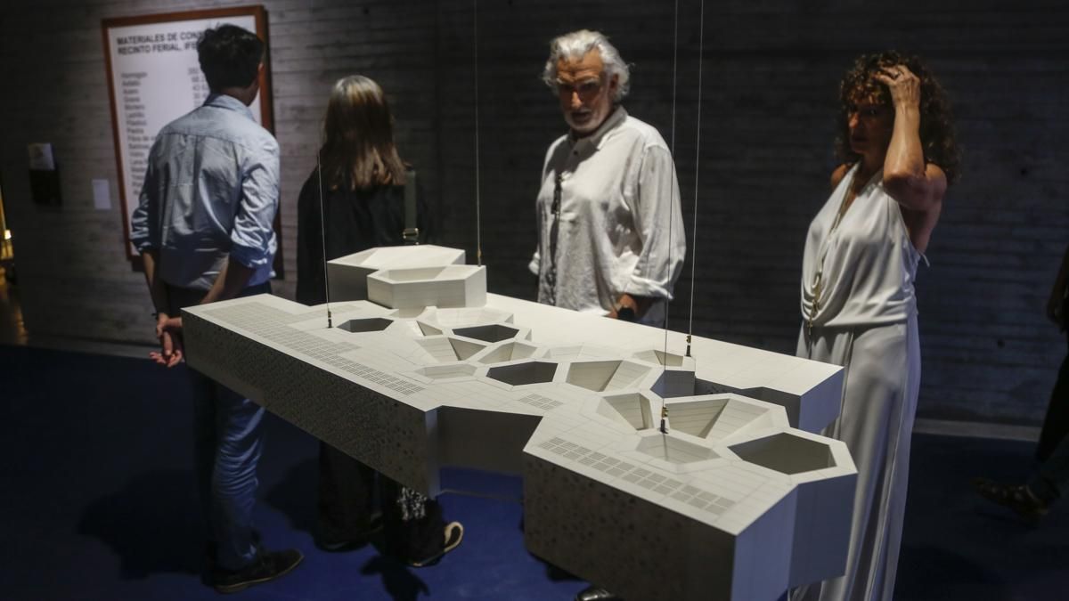 Inauguración de la exposición 'Ciudad de quién' en el C3A