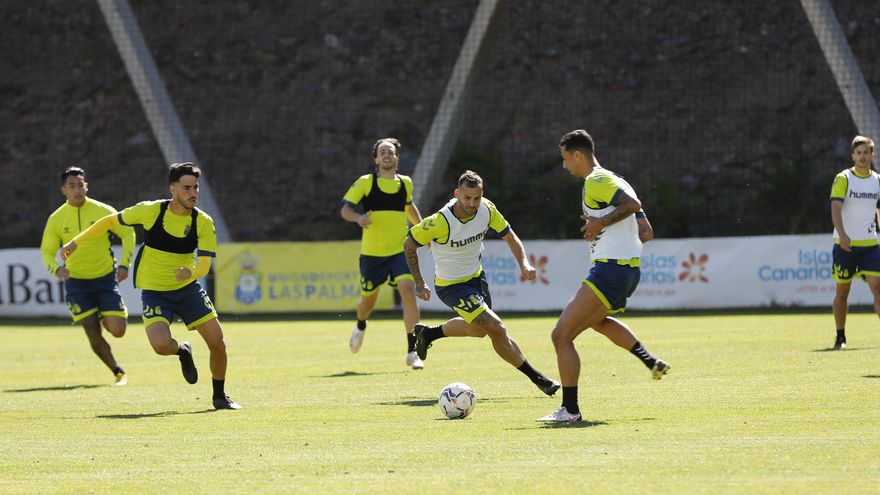 La UD Las Palmas quiere despertar ante un Rayo en mala dinámica