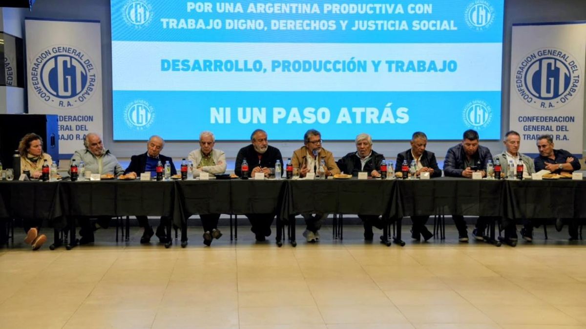 La CGT elige al nuevo triunvirato que discutirá con el Gobierno la reforma laboral