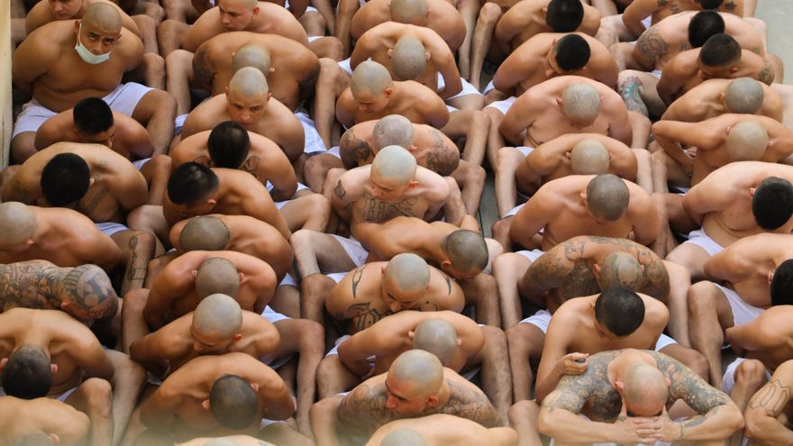 Bukele ofrece el servicio de cárceles de El Salvador para las deportaciones de migrantes de Trump